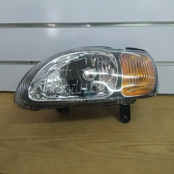 Suzuki Baleno 1998 farol (10)